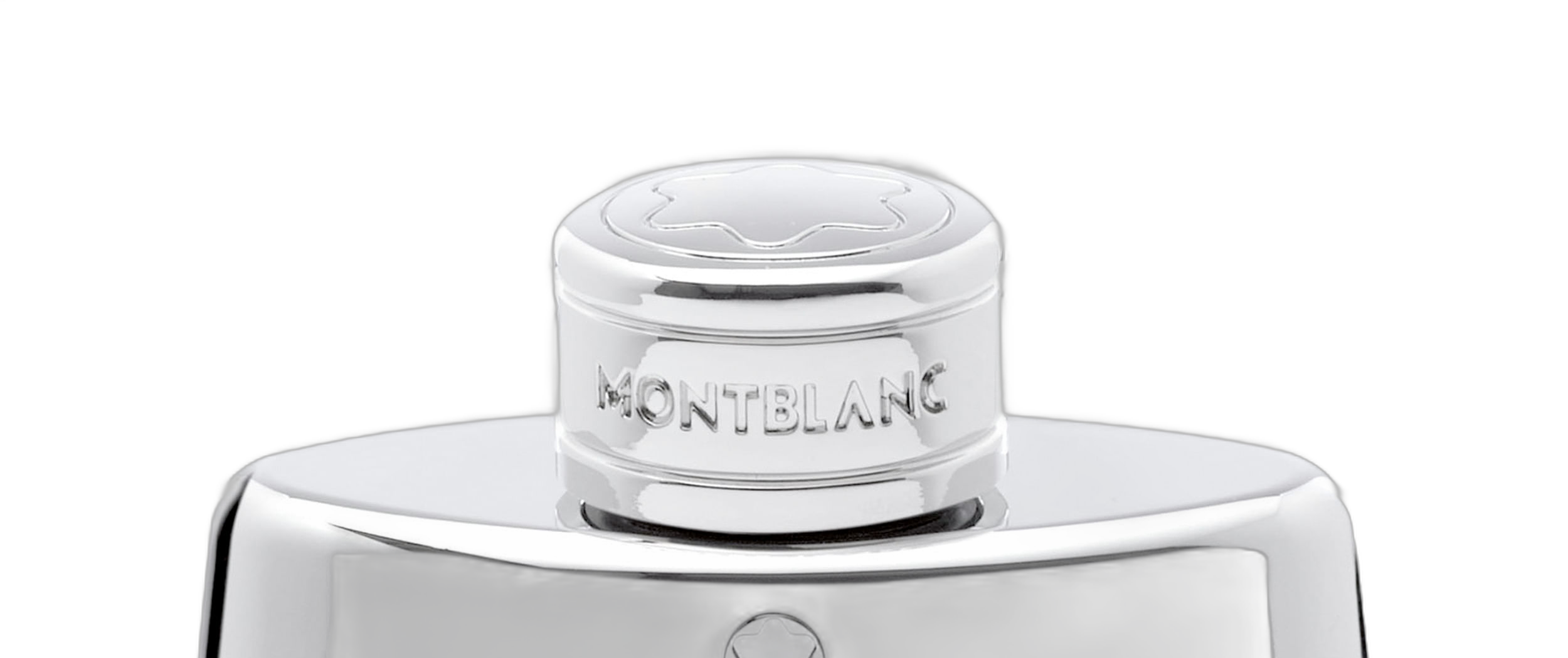 Close-up da tampa cromada espelhada com emblema Mont Blanc do Legend